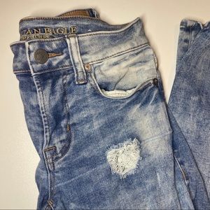 American eagle ripped jeans 28x32